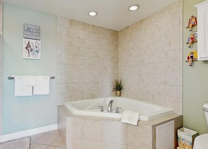 Sunset Pointe 302